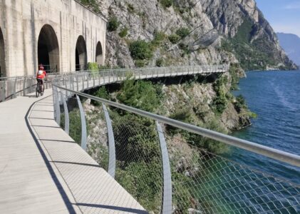 Giro del lago di Garda in senso orario